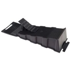 Leisurewize 3in1 Caravan Ramp With Wheel Chock & Removeable Mud Guard